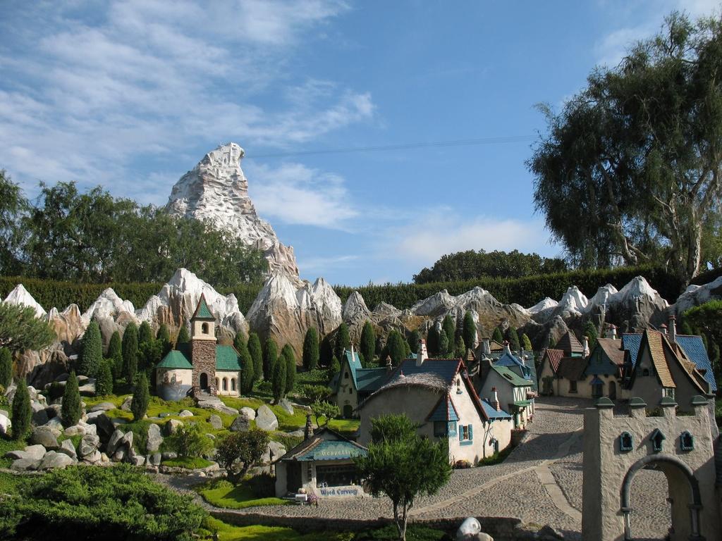 Fun Facts The Matterhorn has two lines, one that wraps around the Tomorrowland side of the mountain, and the other that wraps around the Fantasyland side.