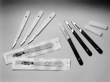 the laboratory. They have strong plastic handles with heavy duty shape 25A surgical blades. T5218 Disposable scalpels.