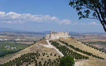 Departure or extra nights in Sigüenza or in Madrid. A cycling journey into unexplored Spain. A peaceful journey to discover the raw natural beauty of rural Spain.