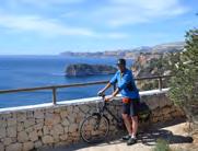 27kms / Climb: 181m Cycle along quiet country roads and Xixarra bike path. Enjoy the fields of almonds, olives and other fruit trees. Day 3: Bocairent - Alcoy.