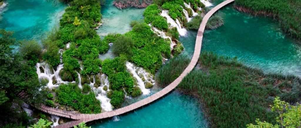 07 TH JUNE OPATIJA AREA PLITVICE ŠIBENIK AREA TRANSFER BACK TO OPATIJA AREA BY COACH ONLY OVERNIGHT IN OPATIJA AREA TRANSFER TO PLITVICE BY COACH ONLY S/S TOUR IN PLITVICE WITH ESG INCLUDED