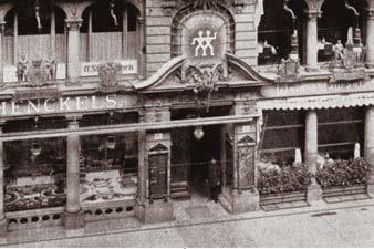 In 1883, the foundation for global expansion was established with the opening of a New York location. Additional stores followed in Vienna in 1884, as well as Copenhagen and Rotterdam in 1897.