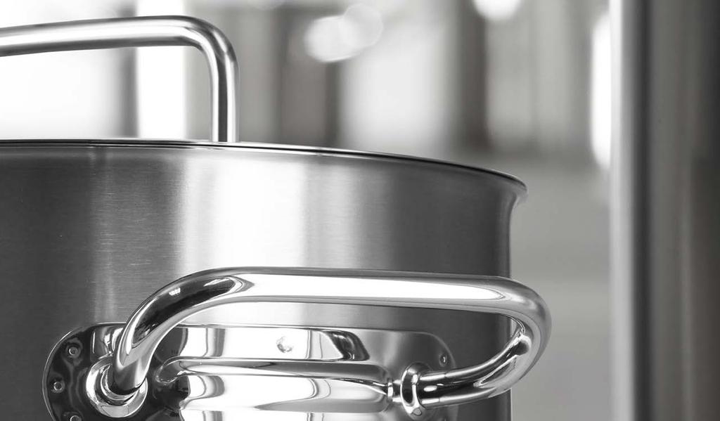 ZWILLING Commercial 3-Ply Sandwich Base Stainless Steel Cookware ZWILLING Commercial has been specifically tailored to meet the needs of the professional kitchen.