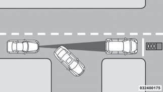 Na primer, sistem ACC neće reagovati u situacijama gde vozilo koje pratite izađe iz vaše trake, a neko drugo vozilo ispred stoji u vašoj traci.