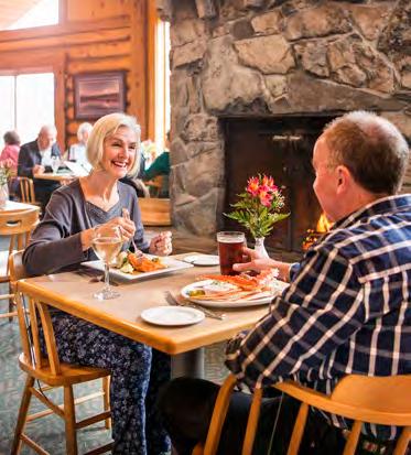 Relax in the comfortable and warm confines of the Great Room l o d ge am e n i ti e s Take a thrilling glacier landing excursion North Fork