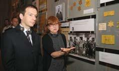 They were guided through the Holocaust History Museum by Alexander Avraham, Director of the Hall of Names (right).