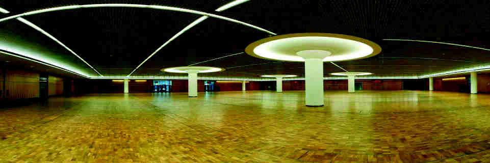 ICM Hall B0 3,500 m² floor space Room for up to 1,500 people 4.