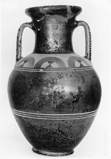An outline history of Athens 5 1.2 An example of so-called Protogeometric pottery from Athens. there seems to have been massive discontinuity within the Greek world.