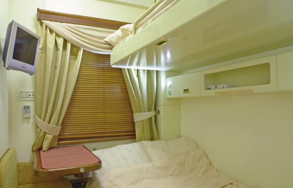 The air condition operates only during the time the train is moving. Deluxe Gold sleeping cars have only 5 cabins each and may be booked for double or single use.