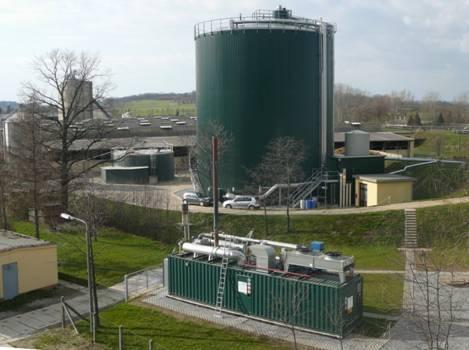 Mokra co-fermentacija gnojovka i raţa Naručitelj BUDISSA AG Lokacija ureďaja Kleinbautzen, Njemačka Kapacitet 56,000 t/a 55,000 t/a goveđe