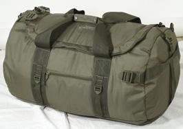The U shaped 2-way zippered entry to the oversized center compartment reveals a zippered inside