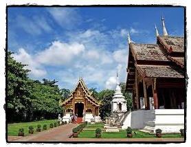 3. Half Day City and Temple Tour Drive through Chiang Mai Town
