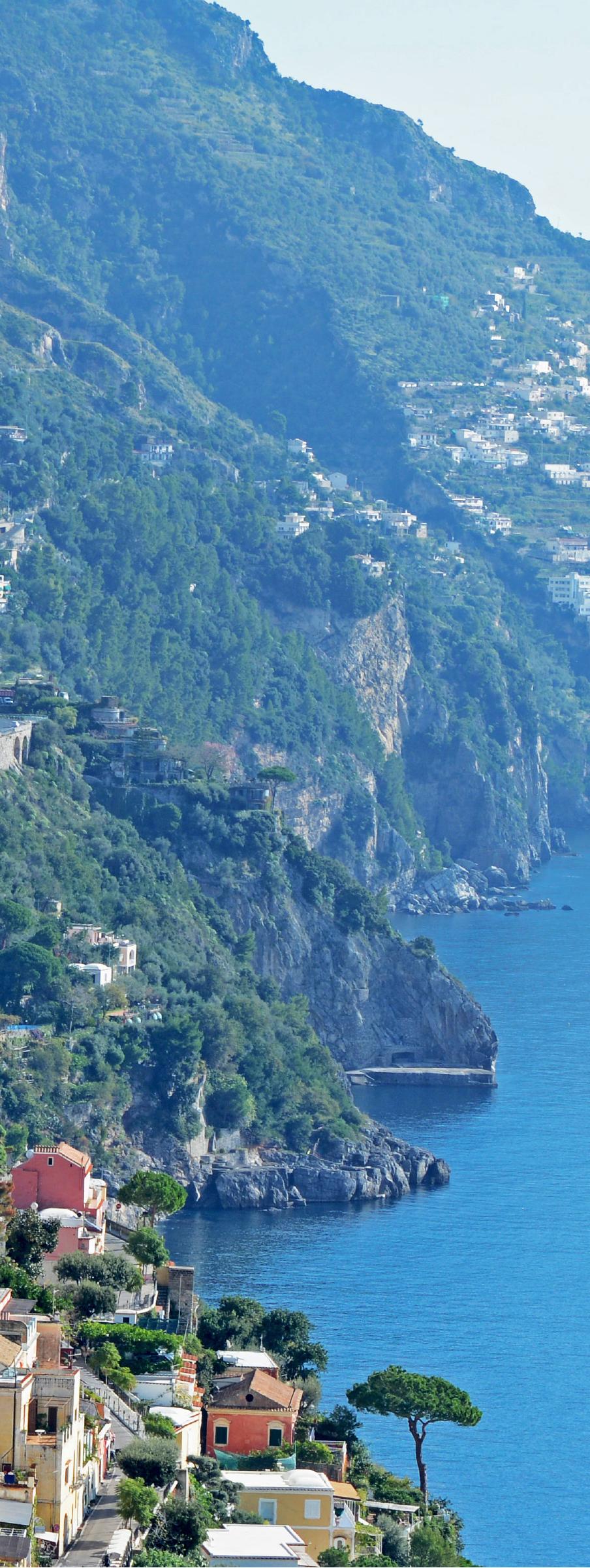 WHAT'S NEARBY Positano (beach, shopping, ferries) 5-20 minutes Sorrento (beach, ferries, shopping, restaurants) 30 minutes Capri 30-40 minutes by boat Ravello, Amalfi, Naples (airport, concerts,