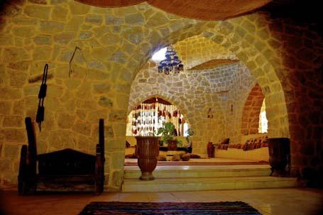 ACCOMMODATION BAHARIYA OASIS QASR EL BAWITY The Qasr El Bawity ecolodge is set in the middle of a lush palm grove in the heart of El Bawity,in Bahareya Oasis.