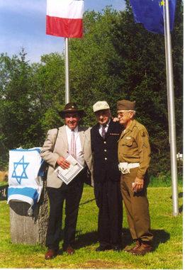 103d veterans Simon Dargols, William Schneck, and George Davis at the 103d plaque unveiling ceremony This certificate has a