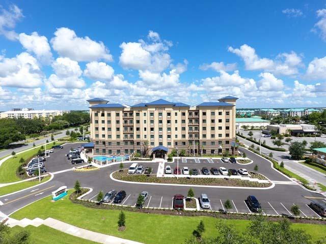 This NEW lodging addition to the Orlando area will feature: 197 Premium Suites and 480 sq.ft. of meeting space, all centrally located to Orlando's most popular attractions.