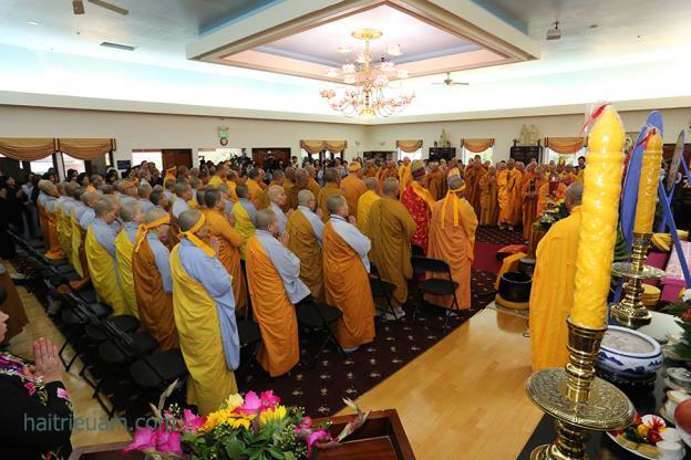 lãnh tụ Phật giáo toàn cầu có mặt tại đất nƣớc đã khai sinh ra đạo Phật hôm nay là một diễm phúc lớn đối với cộng đồng Phật giáo tại đây.