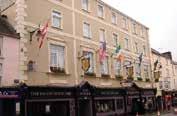 Eviston House Hotel This hotel occupies an excellent position in the very heart of Killarney.