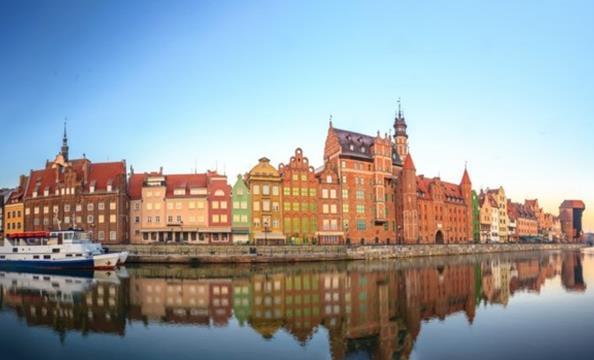 East Europe NEW destinations Gdansk * Gdansk is located in the Southeastern bay of the Baltic Sea and is the biggest harbor of Eastern Europe.