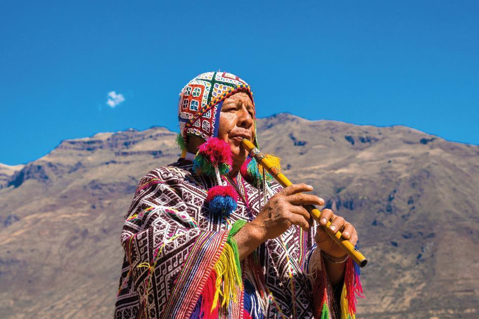 Immerse yourself in colourful culture and Incan wonders in enchanting Peru before enjoying colonial treasures and coffee in vibrant