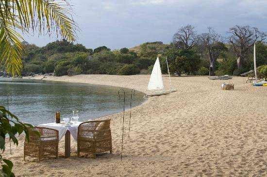 com Rated by Condé Nast Magazine as one of the planet's ten most romantic destinations, Kaya Mawa is located on the south-western tip of Likoma Island in the far north-east of Lake Malawi, close to