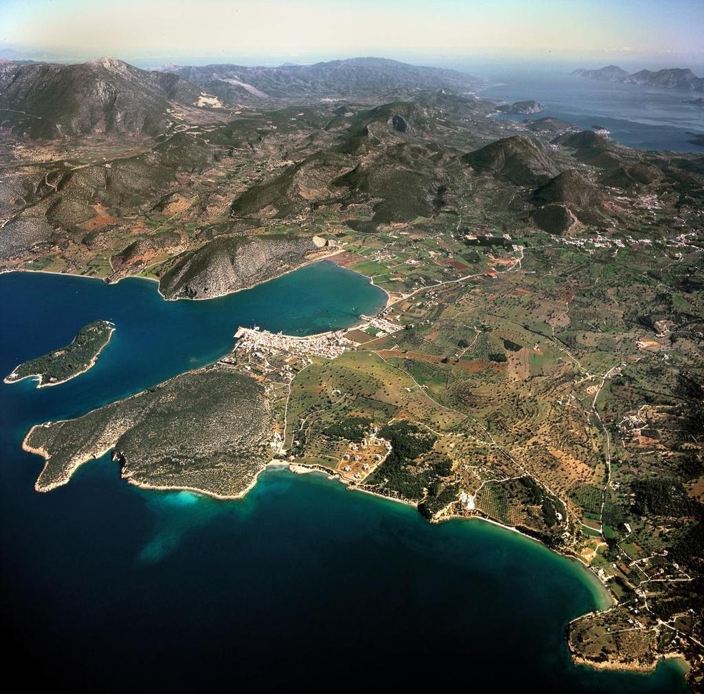 Projects Kilada Hills Golf Resort Lemnos Resort In the area of Argolida, near Porto Heli, also known as Greek Riviera 235 hectares Status Current permits in place to allow commencement of the Golf