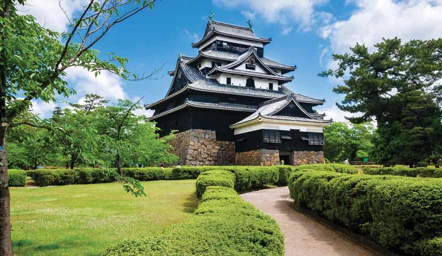 ARCHITECTURE Discover feudal Matsue Castle, one of Japan s