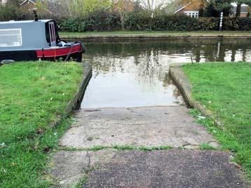 Ramp Type: - Suitability for residential cabin boats, up to about 22ft Very challenging.
