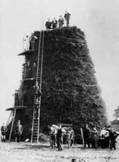 In 1897, Beacons were lit to celebrate Queen Victoria s Diamond Jubilee. In 1977 and 2002 Beacons were also lit to celebrate the Silver and Golden Jubilees of The Queen.