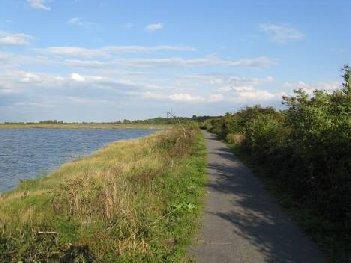 Thames Estuary Path Section 51 Cliffe Pools North Kent Condition of the waterfront Barriers to development Links and Access Key Recommendations There is some coastal erosion around Cliffe Fort, but