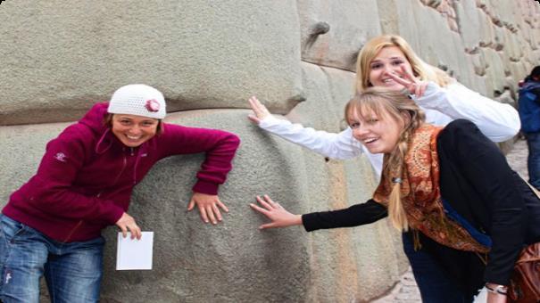 AMAUTA SPANISH SCHOOL PERU AMAUTA Spanish School offers you the opportunity to study Spanish in Peru, in the fascinating city of Cusco, while immersing yourself into Peruvian culture.