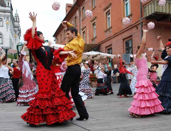 Flamenco dancers J. Carlos Valera Bernal Puente Viejo, Murcia SPANISH LANGUAGE OF THE PAST, PRESENT AND FUTURE Spanish is the second most spoken language in the world.