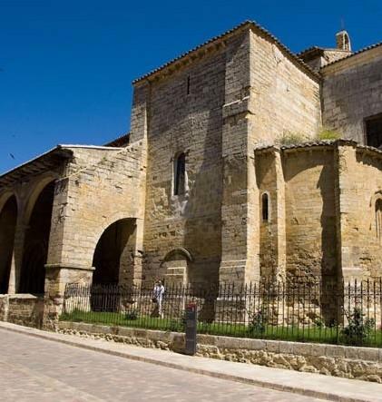 ENOL LAKE (Photo: Tourism of Asturias) gion s capital, Oviedo, exponent of Asturian Romanesque art featuring gems such as the basilica of San Julian de los Prados. City tour and free time.