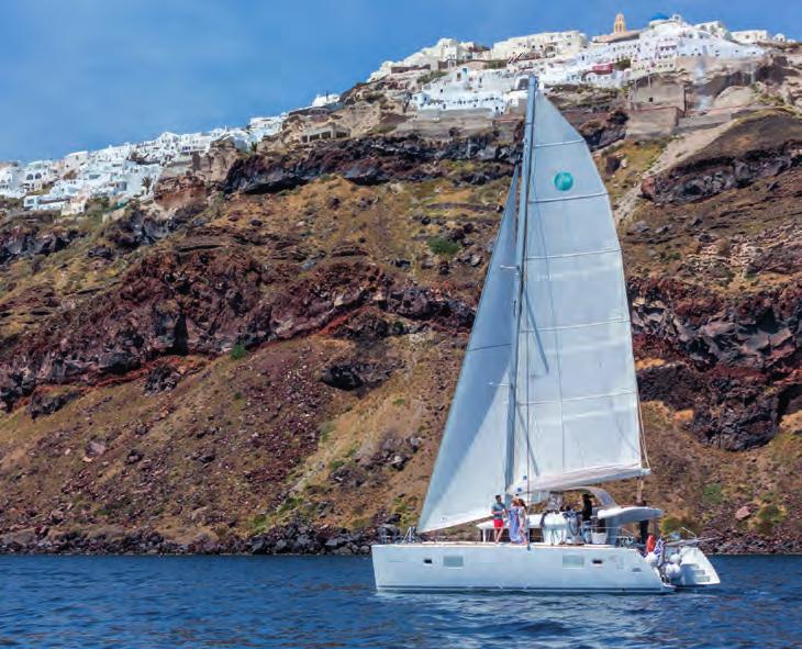 DAILY SAILING CATAMARAN & YACHT CRUISES Private cruise Treat yourselves to a luxury experience like no other.