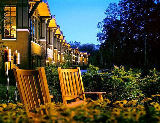3. RELAXING WEEKEND GETAWAY The Lodge at Woodloch is a destination spa resort just 90 miles from New York City.