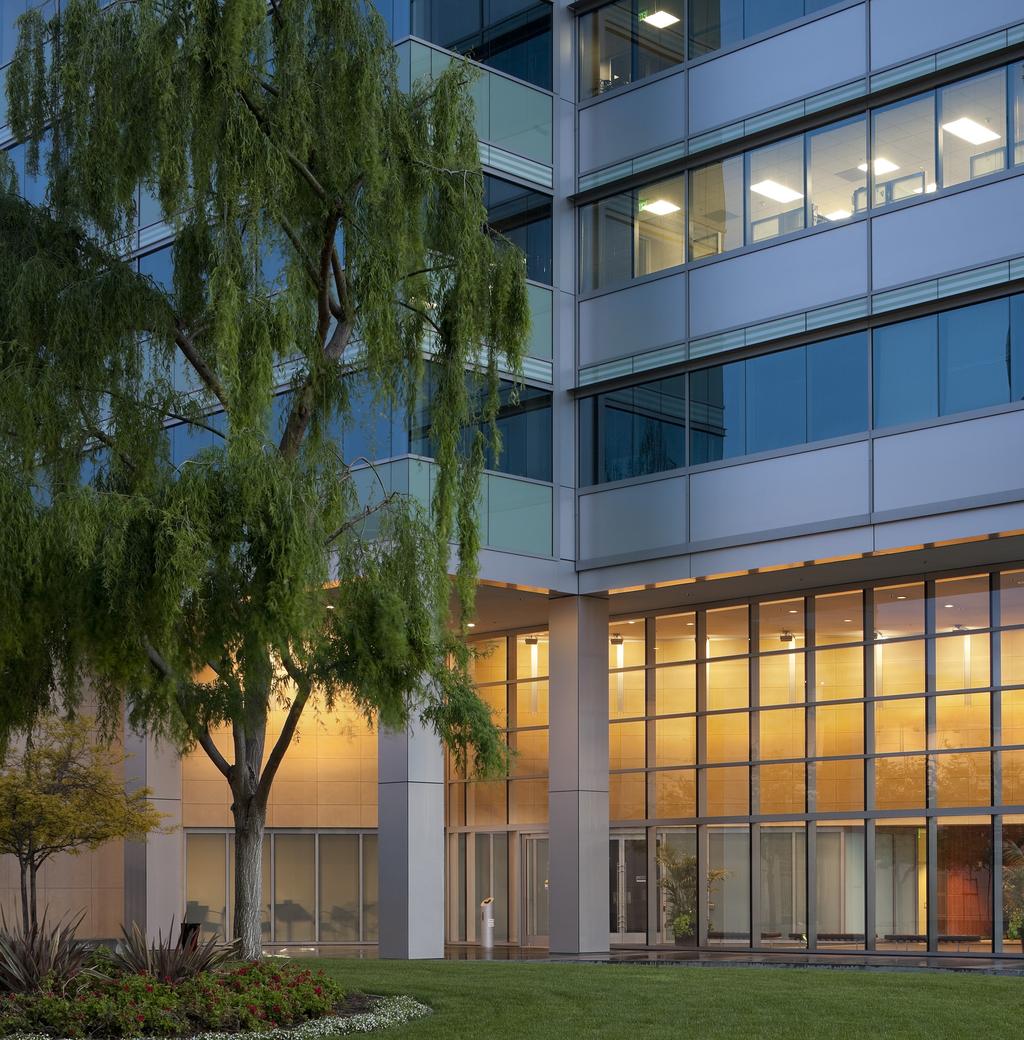 PROJECT SPECIFICATIOS Building address: 3975-3979 Freedom Circle Santa Clara, CA 95054 Finish ceiling height: 9 Typical 2000 Main lobby height: Approximately 30 Year constructed: 2006 Window module: