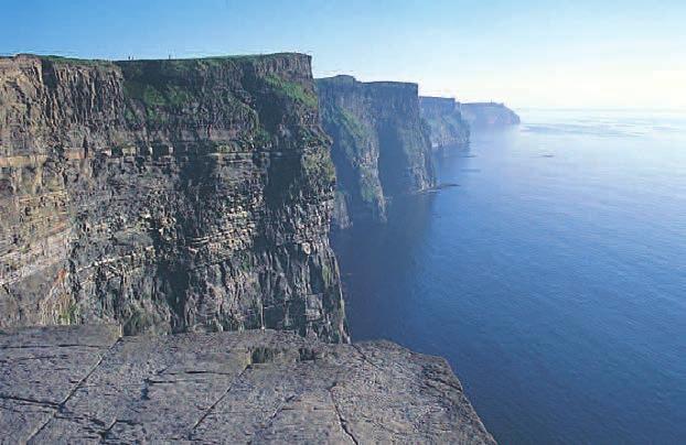 One Day Tour DH06 Limerick, The Cliffs of Moher, Bunratty Castle, The Burren & Galway Bay Check in Dublin Heuston Station for 07.00hrs departure of InterCity train to Limerick.