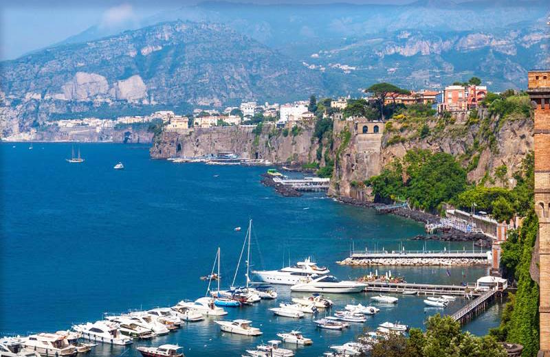 Ischia is famous for its warm waters, which welcome visitors to its animated ports.