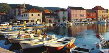 Restaurants and taverns in the town of Hvar offer excellent fish specialties, with exquisite local wines.