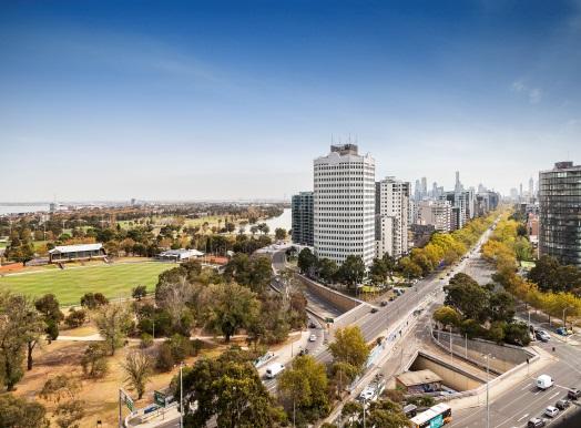 636 ST KILDA ROAD, MELBOURNE Located prominently on St Kilda Rd, Melbourne this iconic building is comprised of 18-levels of office space.