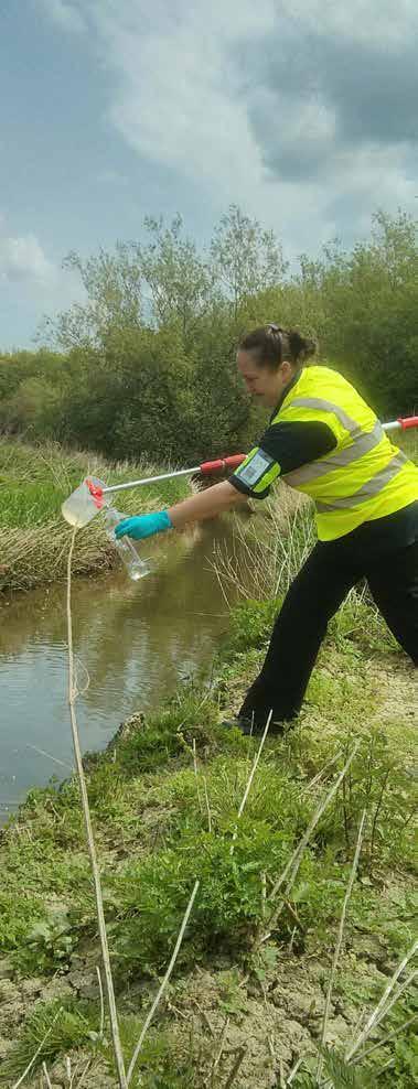 MANAGING OUR WATER USE AND WATER QUALITY Gatwick Airport covers over 760 hectares and is surrounded by watercourses including the River Mole, Gatwick Stream and Crawters Brook.