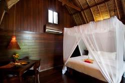 These charming and comfortable suites are built using indigenous materials, decorated elegantly in
