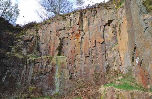 24 / Bolton Area Egerton Quarry / 25 23 24 21 22 25 26 27 27 28 28 24 26 Saffron E1 5b 1996 15m Climb the wall via a crack system.