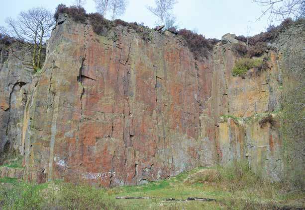 escent: The best descent from these routes and climbs on the Red Prow, involves an interesting route down through the derelict concrete buildings on the right, or an abseil from above God Save the