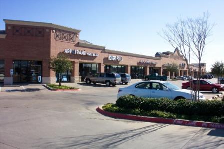 Taylor Plaza Shopping Center Sherman, Texas Anchor: Kroger, Blockbuster Video Town & Country Village