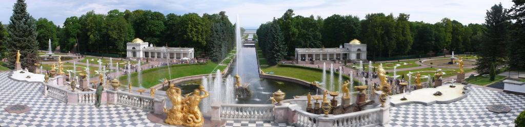 PETERHOF THE WORLD OF FOUNTAINS DAY 3 (preliminary time 09.00 18.00). Lunch is included.