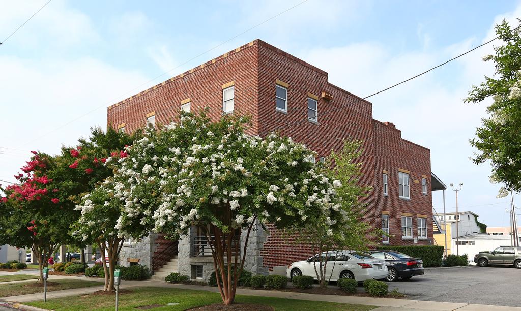 For Lease: Office Space ±2,750 SF Historical Landmark Property Features Historic office space now available in the Congaree Vista District, s most active submarket For Lease: ±2,750 SF located on the
