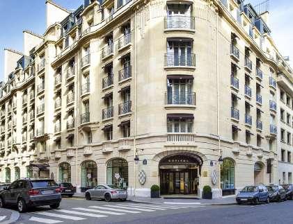 Sofitel Paris Arc de Triomphe***** A peaceful oasis on a quiet road, this hotel with its Haussmann-style facade and modern decor is