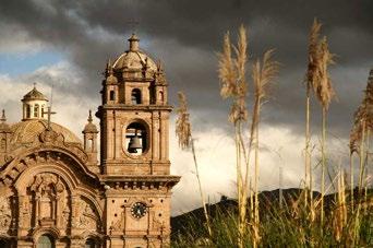 ) Explore the city of Cusco with its Inca walls, colorful costumes and historical streets with your private guide.