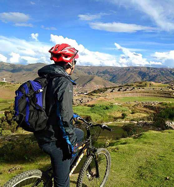 Day 04 Lima / Sacred Valley Optional HD Excursions (B/-/-) Mountain Biking This is an easy ride that takes us on paths through communities near the hotel, the town of Urubamba, the farms and fields